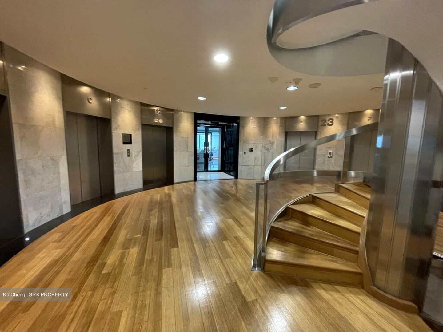 Tung Centre (D1), Office #525695881